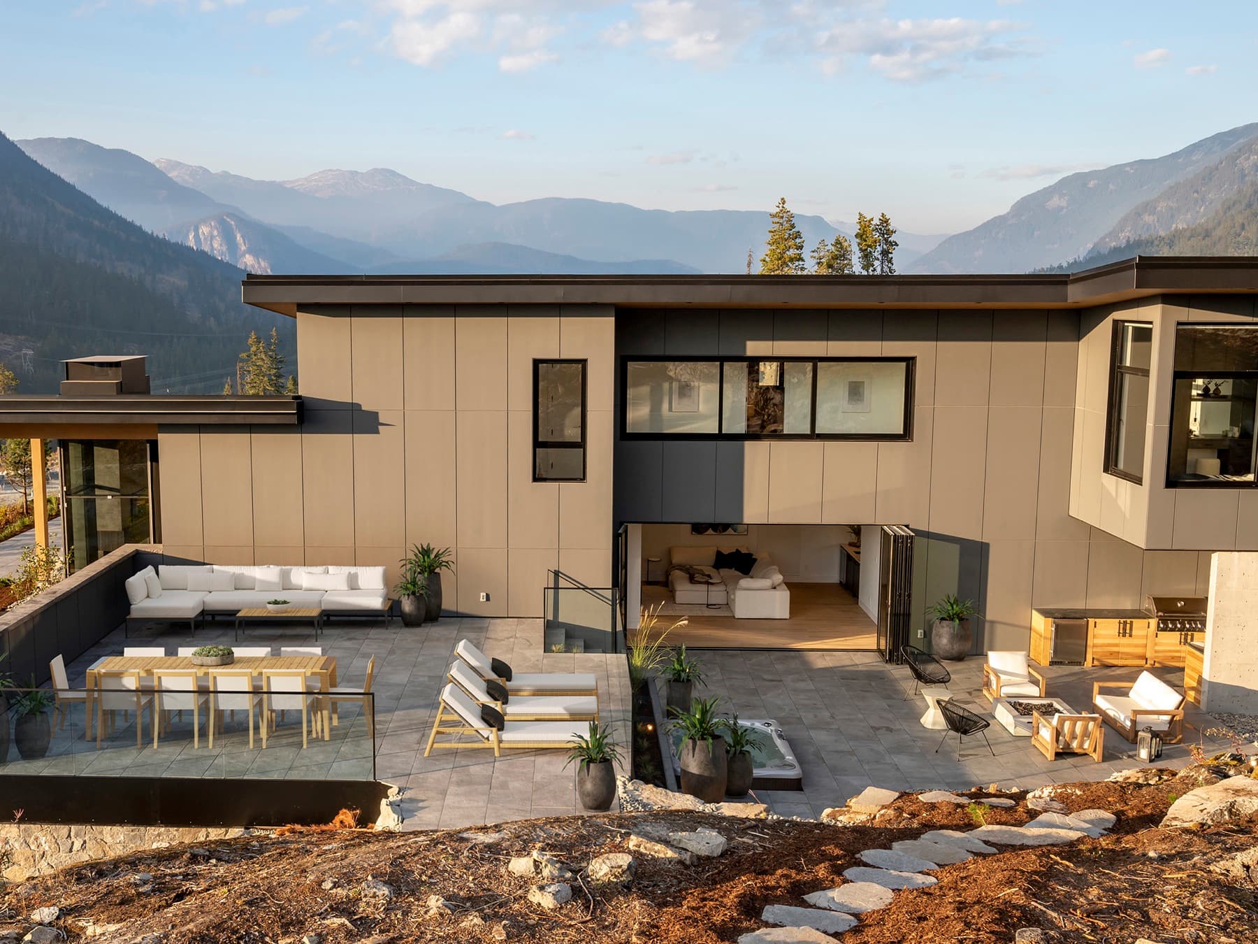 Squamish vs. Whistler — Where Should You Buy in the Sea to Sky Corridor?